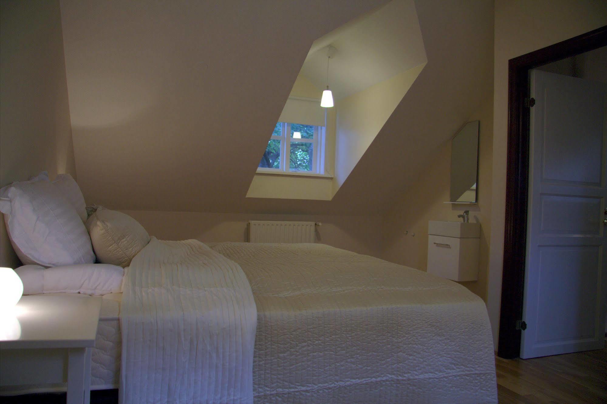 Grettir Guesthouse Reykjavík Esterno foto