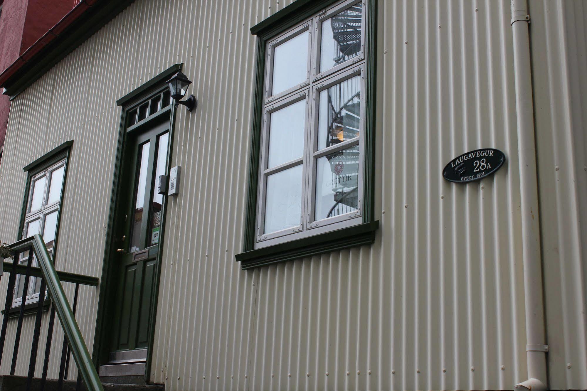 Grettir Guesthouse Reykjavík Esterno foto